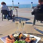 Bed & Breakfast Bienvenue Chez Glad Et Guigui Rinxent