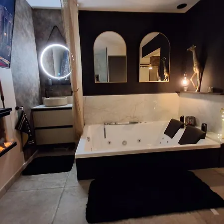 Bienvenue Chez Glad Et Guigui Couette-café