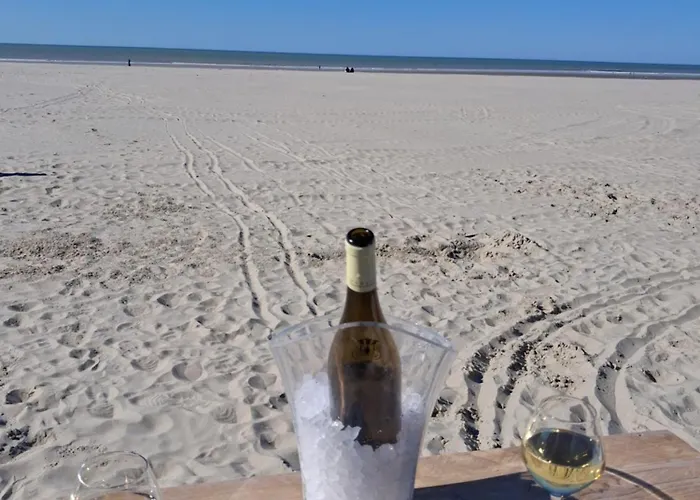 Bienvenue Chez Glad Et Guigui Bed & Breakfast 3*